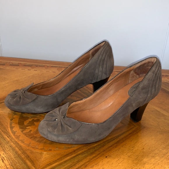 Clarks Artisan Society Ball Suede Pumps Taupe Women’s Size 8W (wide) - Picture 8 of 16